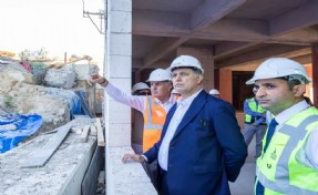 Eşrefpaşa Hastanesi'nin yeni binası yükseliyor