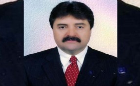 Evinin önünde silahlı saldırıya uğrayan mali müşavir öldü