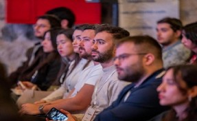 Gelecek seferberliği olan İzmir Seninle Projesi hızla sürüyor