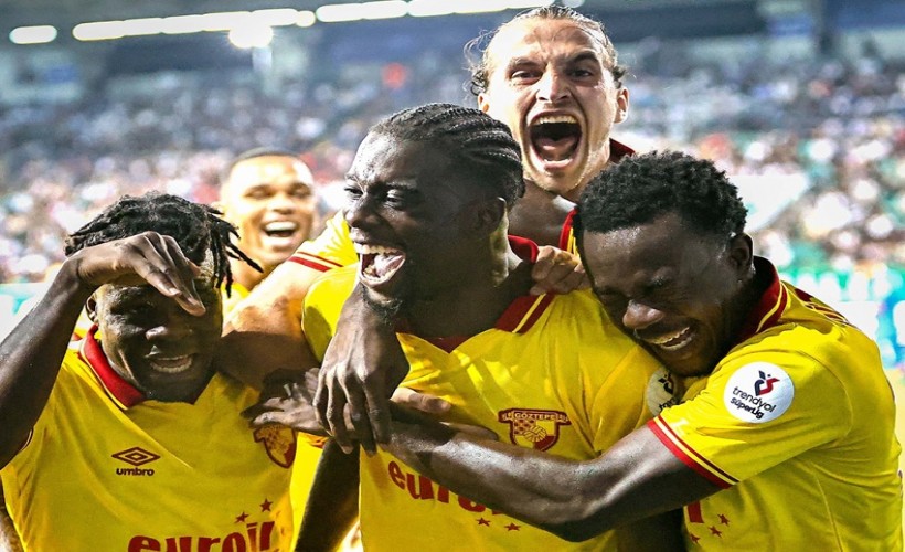 Göztepe, İstanbul'da ilk peşinde