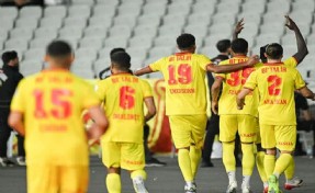 Göztepe, İstanbul'dan 3 puanla dönüyor!