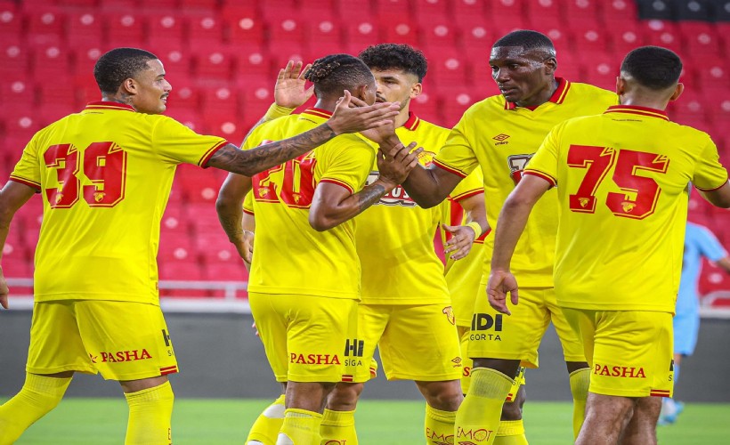 Göztepe vitrinini yeniledi