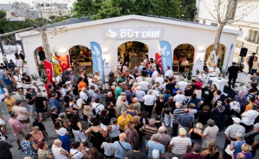 Güzelbahçe’de yeni bir sosyal yaşam alanı: Güzbel Dut Dibi hizmete açıldı