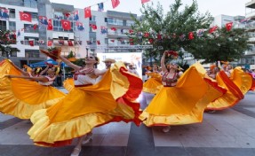 Halk Dansları Festivali’nden coşku dolu açılış