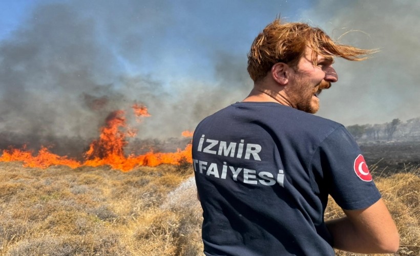 İzmir İtfaiyesi kentsel ve kırsal yangınlarla mücadele ediyor