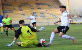 İzmir derbisinde Bucaspor güldü