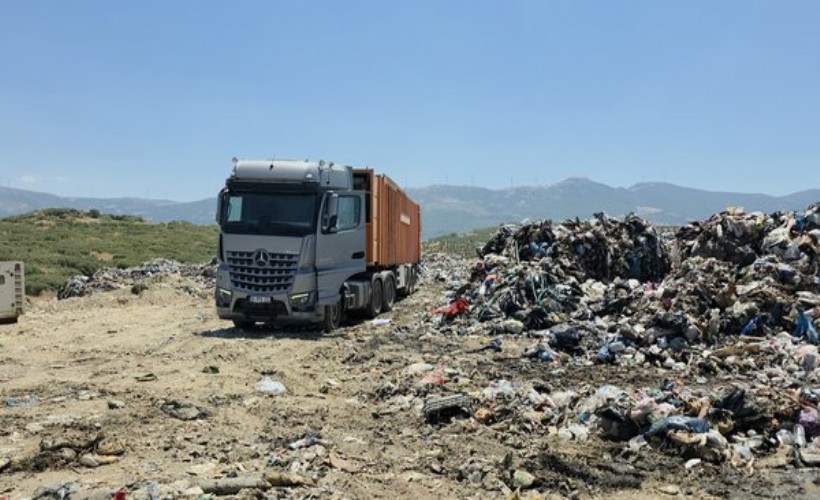 İzmir Tire'de vahşi çöp depolama protestosu: 'Büyükşehir suç işliyor'