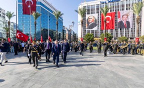 İzmir'de 30 Ağustos Zafer Bayramı coşkusu