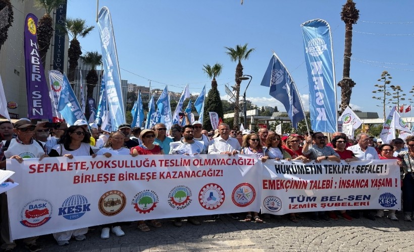 İzmir’de binlerce kamu emekçisi iş bıraktı: ‘Devasa bir kitleye sefalet teklif edildi!’