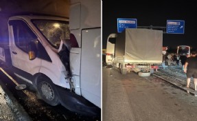 Kamyonet yolcu otobüsüne arkadan çarptı: 7 yaralı