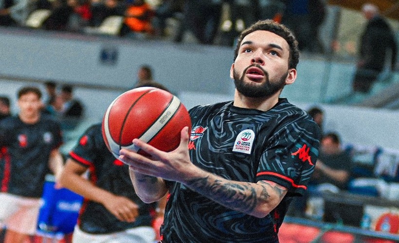 Karşıyaka potasında Moore tamam, Chiozza yolda