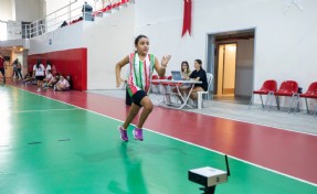 Karşıyaka’da örnek hizmet: Sportif yetenekler keşfediliyor
