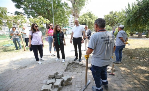 Karşıyaka’da parklar yenileniyor