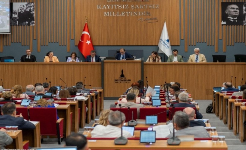 O çağrıya uymayan meclis üyeleri için ilk açıklama: İstifalar gerçekleşecek!