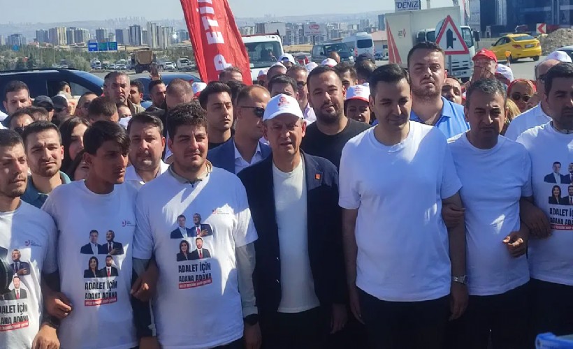 Özel, 'Adana'dan Silivri'ye Özgürlük' yürüyüşünde: Gençlerle bir araya geldi!