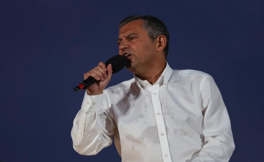 Özel, Aksaray'da on binlere seslendi; Söz veriyorum sandık gelecek