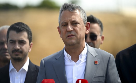 Özel'den İmamoğlu vurgusu: 'Erdoğan yenilmez değil ama...'