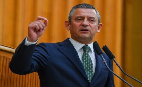 Özel, 'komisyon' için net konuştu: 'Anayasa tartışmasının içinde...'
