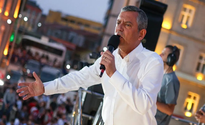 Özel saat 20.00'yi işaret etti, çağrı yaptı: 'Özlem Çerçioğlu' göndermesi dikkat çekti!