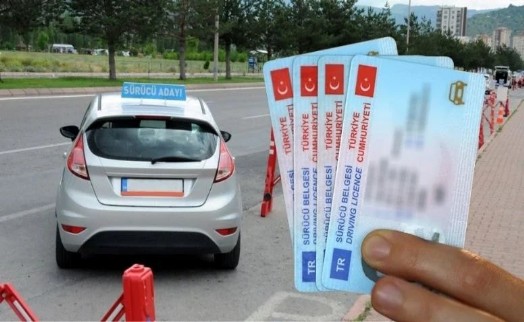 Şimdi de 'sahte ehliyet' skandalı