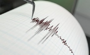 Sındırgı'da 4,8 büyüklüğünde deprem: Sarsıntı İzmir'de de hissedildi