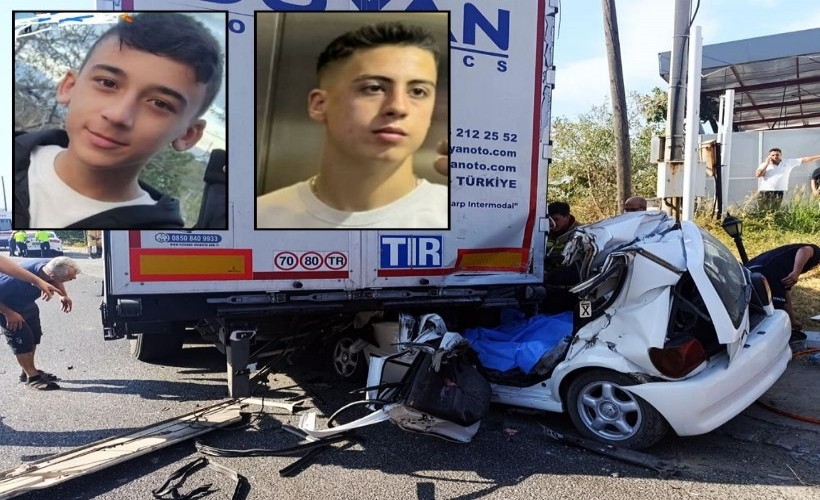 TIR'a çarpan otomobilde ölen 2 kuzen, son yolculuklarına uğurlandı