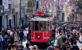 TÜİK'ten yeni nüfus istatistiği: İlk kez üçer aylık veriler açıklanacak