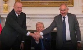 Trump-Paşinyan-Aliyev üçlü zirvesi başladı! Ermenistan ve Azerbaycan barış anlaşması yaptı
