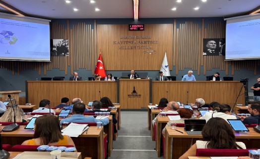 Tugay'ın Ankara ziyareti meclis gündeminde: Sorun çözümünde particilik olmaz!