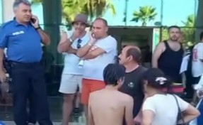 Turistik tesiste maaşlarını alamayan çalışanlar işi bıraktı; tatilciler mağdur oldu