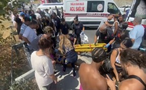 Turistleri taşıyan minibüs devrildi: 7 yaralı