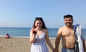 Unutulan adet: Kına gecesi sabahı damadı denize attılar!