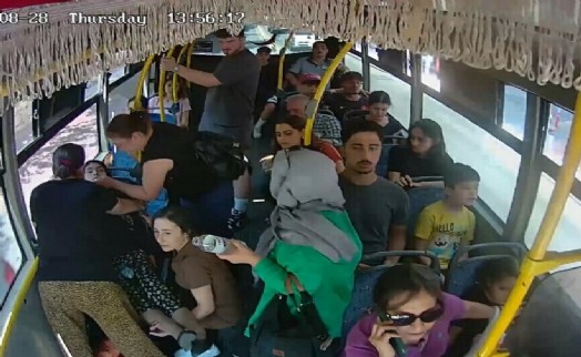 Otobüs şoförü, rahatsızlanan yolcuyu hastaneye yetiştirdi