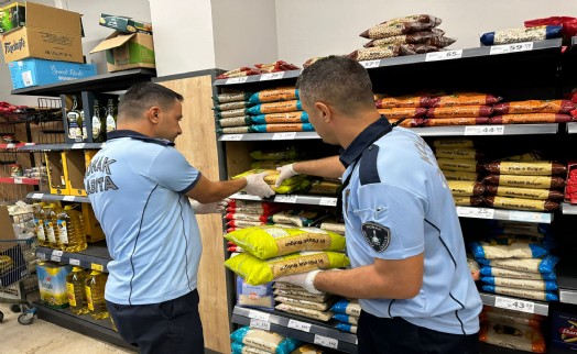 Konak Belediyesi'nden halk sağlığı seferberliği: Zincir marketlere sıkı denetim!