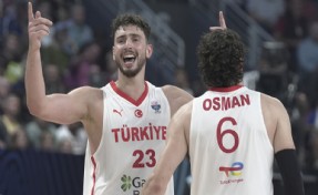 12 Dev Adam çeyrek finalde: Yol madalya yolu!