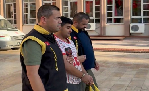 48 yıl hapisle cezaevine gönderilen 18 yaşındaki hükümlünün annesi: Ağabeylerine selam söyle
