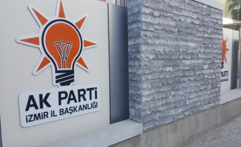 AK Parti İzmir'de şok karar! 5 ilçe başkanı görevden alındı
