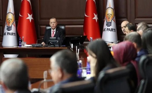 AK Parti MYK toplanıyor: Sahadan gelen şikyetler Erdoğan’ın masasında