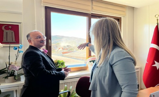 AK Partili Çankırı'nın kaymakam ziyaretinde İzmir’in çöp gerçeği