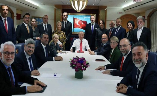 Ahmet Hakan, uçakta Erdoğan'a sorulan soruların önceden hazırlandığını itiraf etti