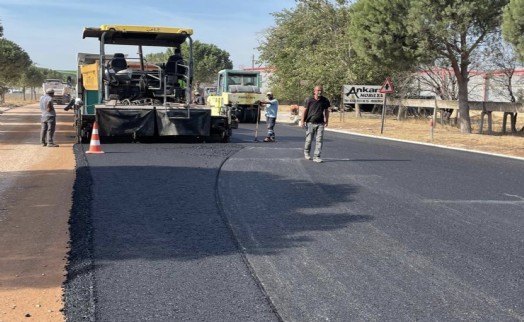 Aliağa’nın sanayi yoluna asfalt: Artık toz kalkmayacak