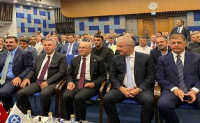 Bakan Şimşek İzmir’de iş dünyasıyla buluştu: Toplantıya Tugay da katıldı!