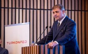 Başkan Tugay: Gerçek dönüşümün kamuda olması lazım!
