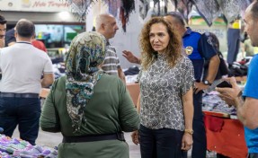 Başkan Ünsal’dan pazar yeri ziyareti