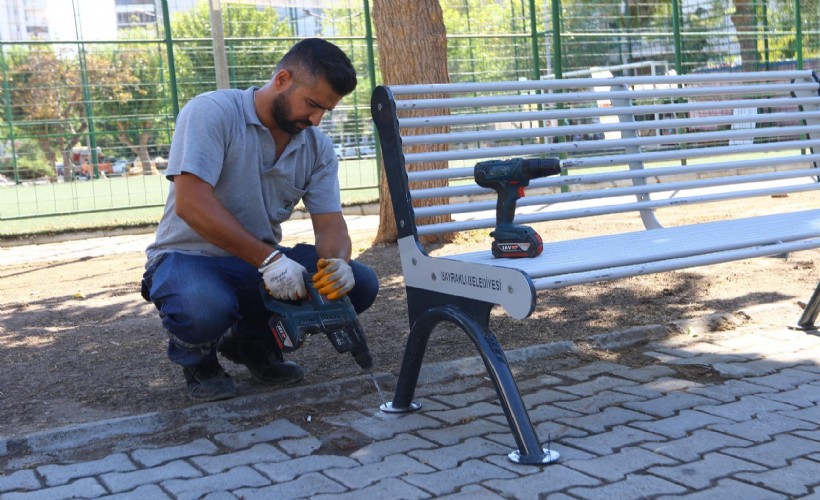 Bayraklı'da parklar yenileniyor
