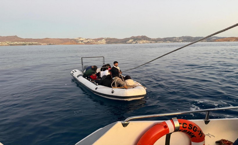 Bodrum açıklarından 17 kaçak göçmen yakalandı