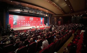 'Durdurma talebi'ne rağmen CHP İstanbul İl Kongresi toplandı