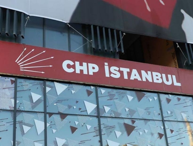CHP İstanbul İl Yönetimi görevden alındı!