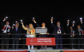 CHP'den tarihi Filistin mitingi: Özel'den Erdoğan'a 'Sumud Filosu' çağrısı