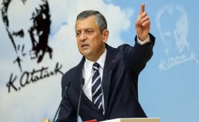 CHP lideri Özel açıkladı: Gürsel Tekin CHP'den ihraç edildi